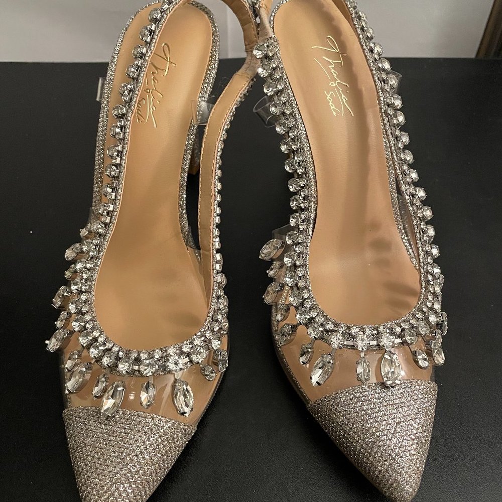 Thalia Sodi Crystal-Embellished Rhinestones Metallic Pumps_size 6.5